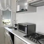 Apartman Stunning 300mt By The Sea Dei Marmi